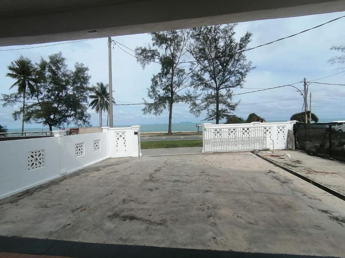 Seaview Promenade Homestay Дунґун Екстер'єр фото
